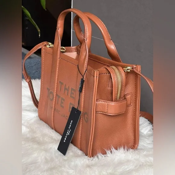 💰SOLD - H009L01SP21 - Marc Jacobs The Leather Small Tote Bag - Picture 5 of 16